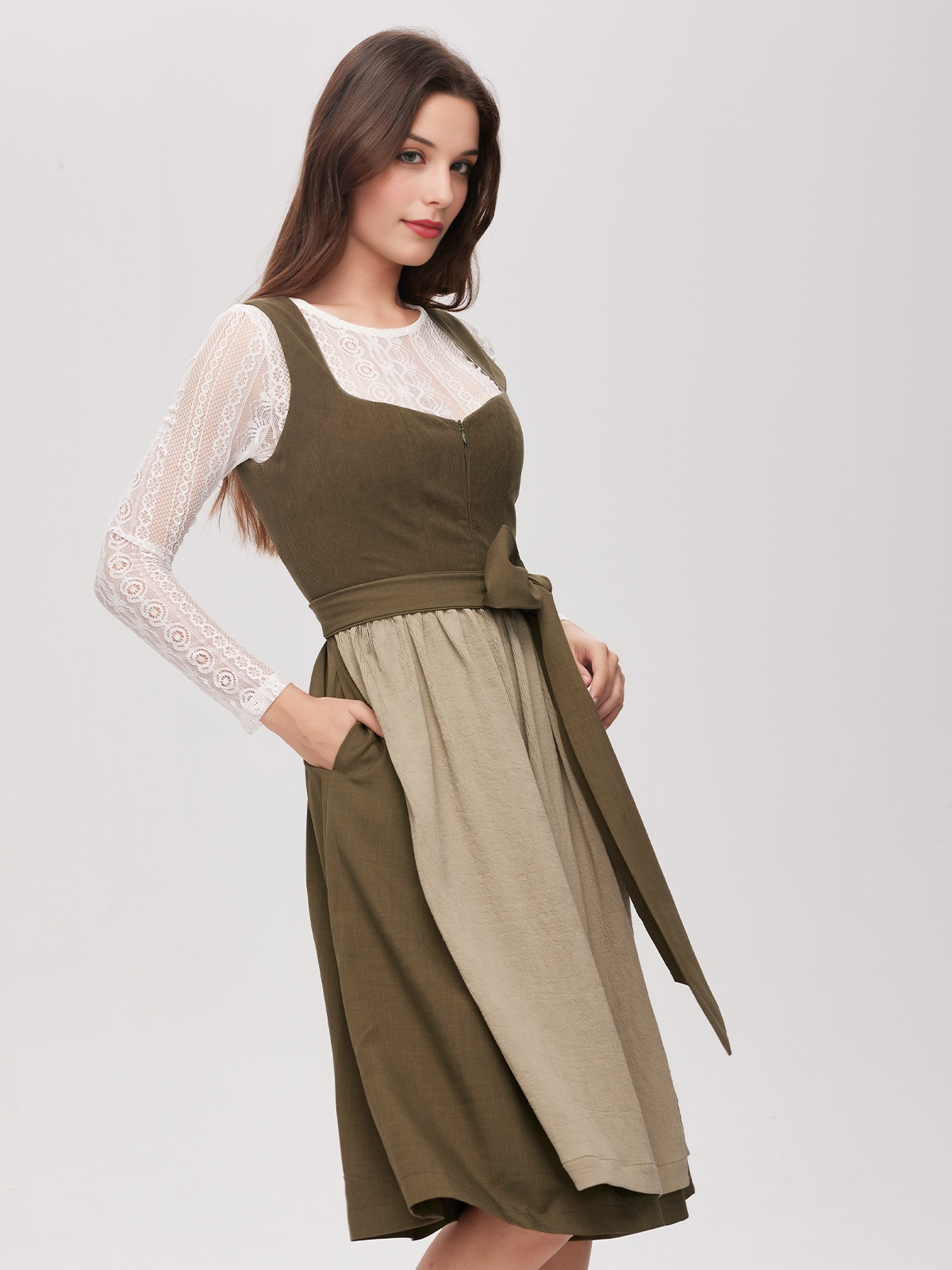 Elegante Jacke zum Dirndl