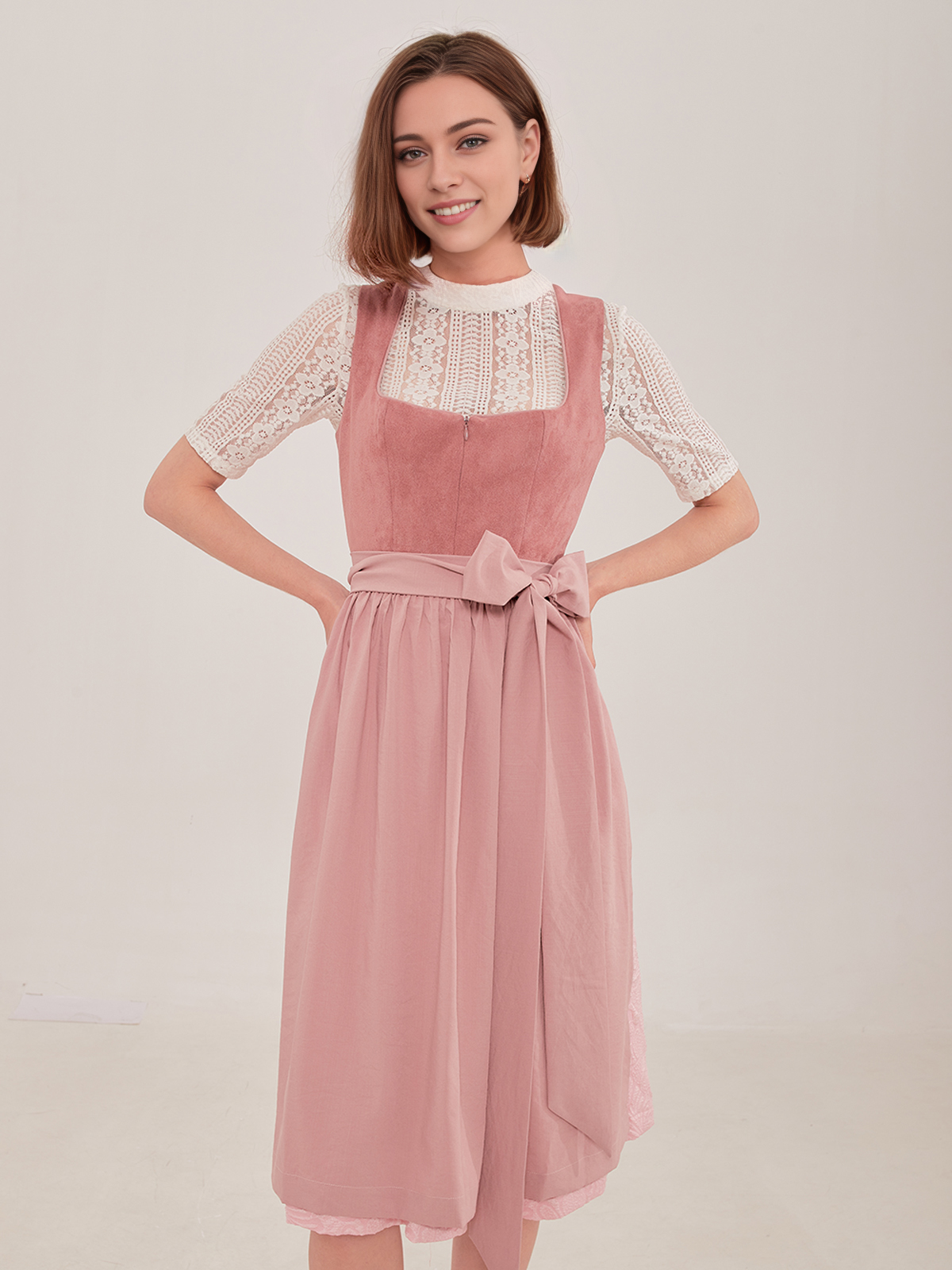 Dirndl in Rosa und Grün – ein moderner Look mit traditionellem Charme