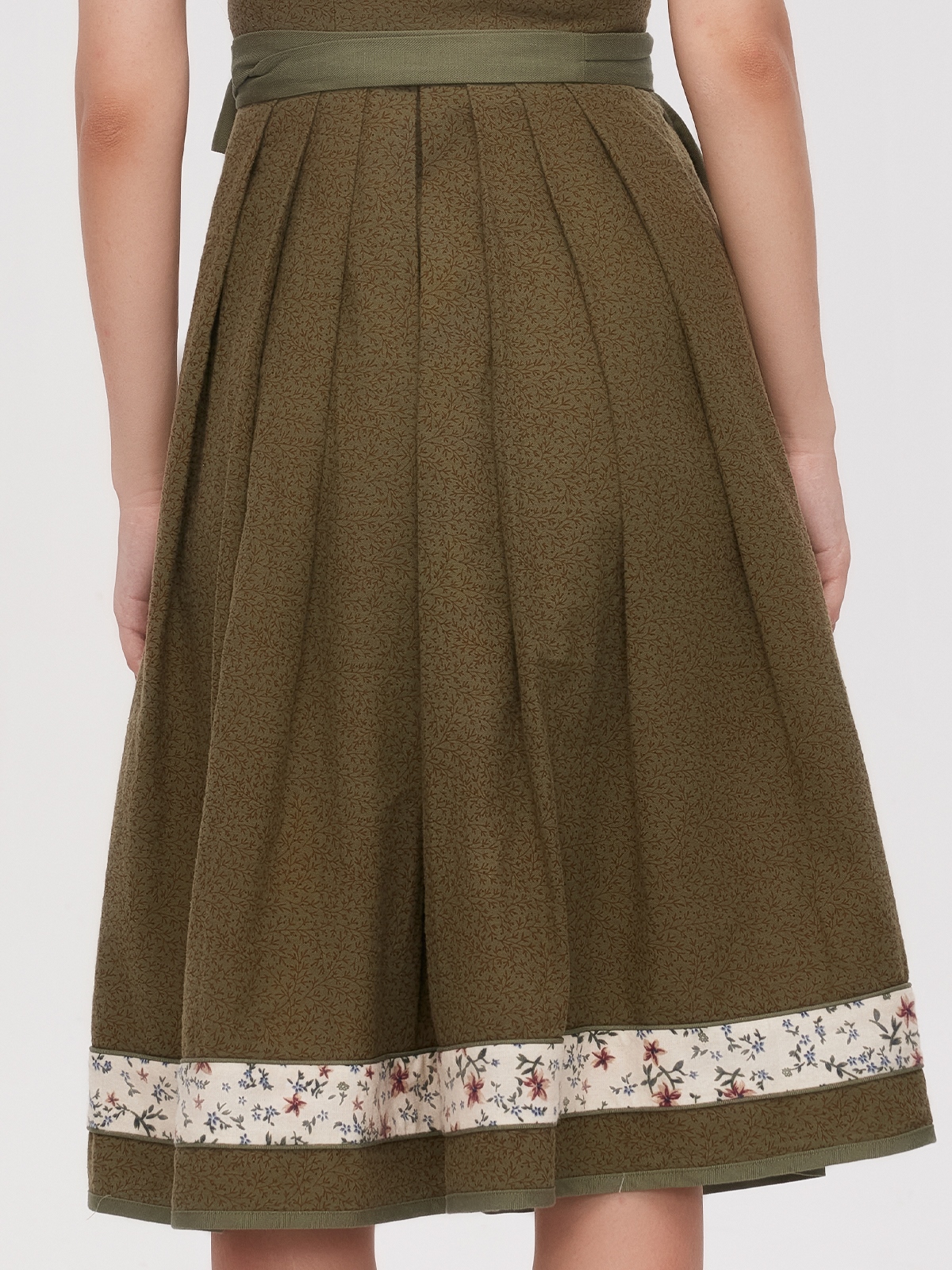 Dirndl in Grün