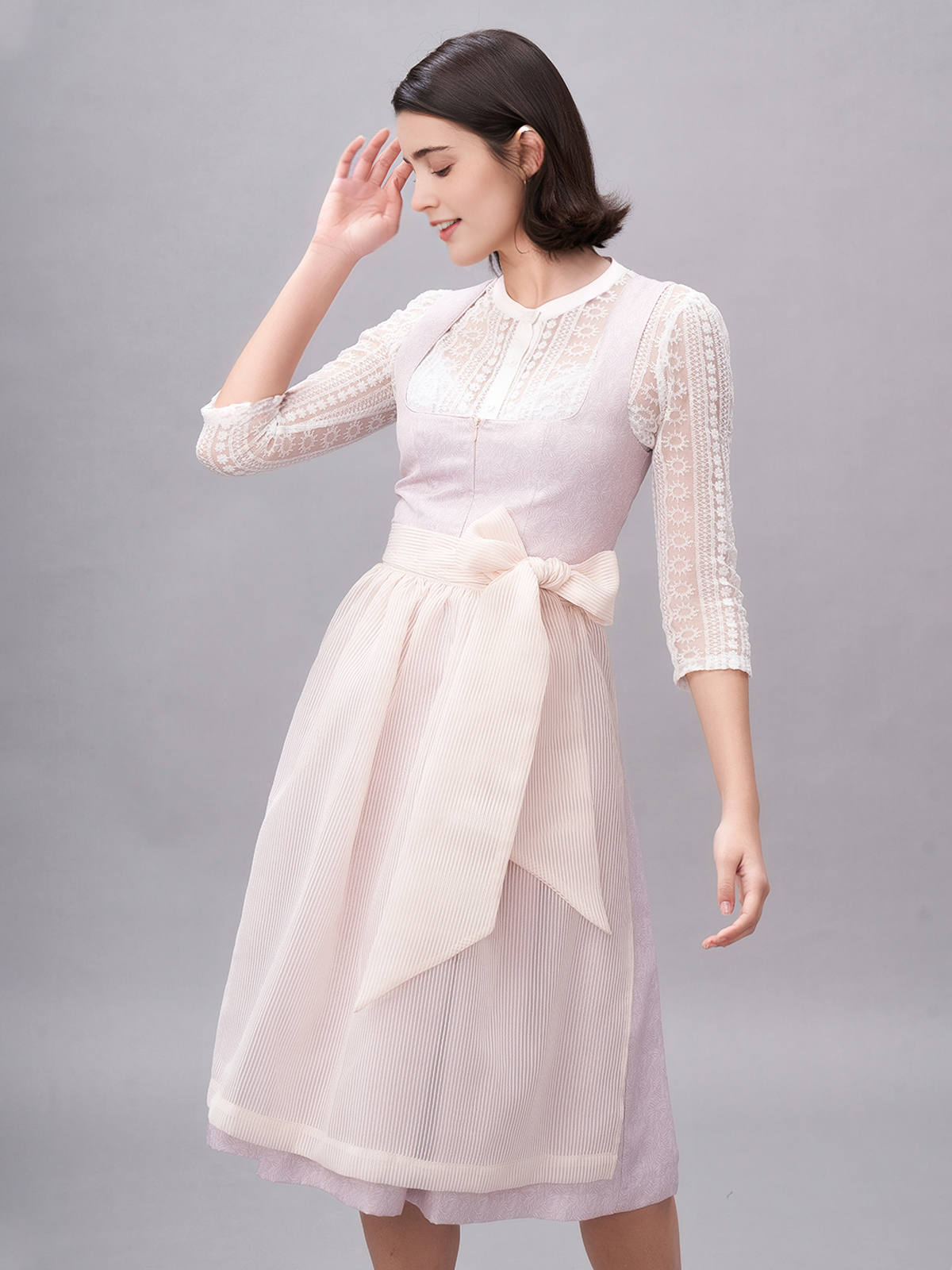 Dirndl Rot in eleganter Ausführung