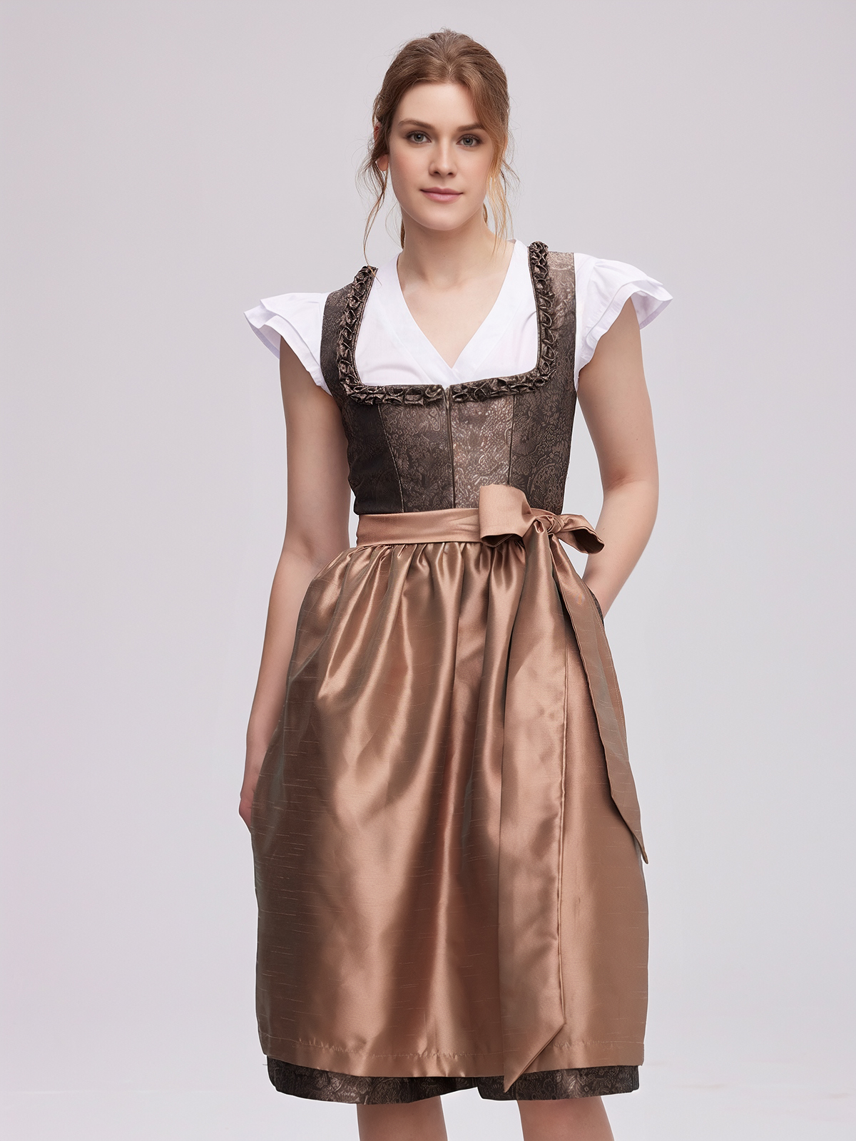 Dirndl Petite in Braun